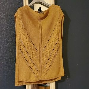 NWT White House Black Market kit top